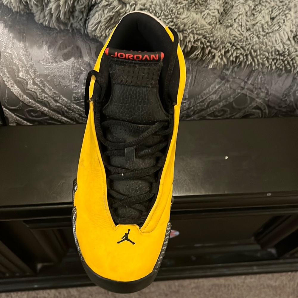 Air Jordan 14's Ferrari Reverse Size 6y